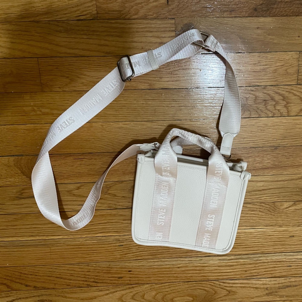 Steven Madden Crossbody